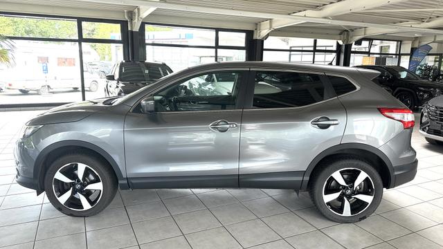 Nissan Qashqai N-Connecta NAVI+SHZ+360&deg;KAM+EPH Vo Hi 