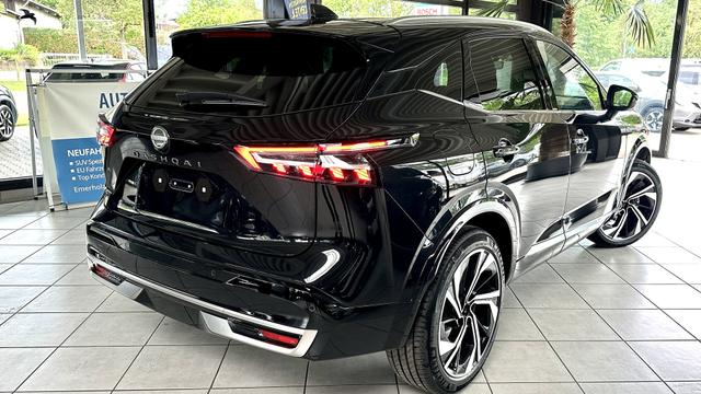 Nissan Qashqai TEKNA+ MASSAGE+20Zoll+PANO+HUD+SHZ+360&deg;KAMERA 