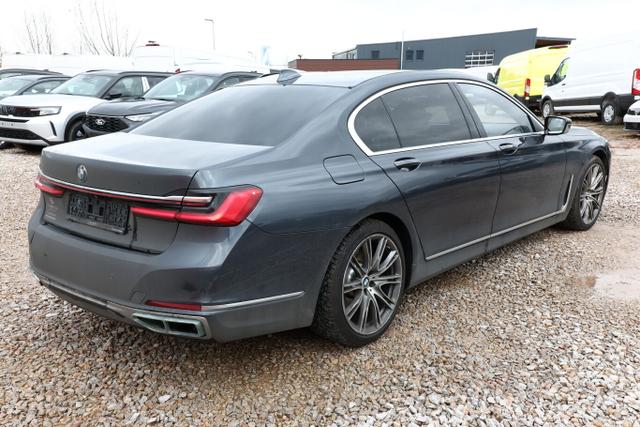 BMW 7er 750Ld B/W InnovP FondE Pano NightV StandH SoftC 