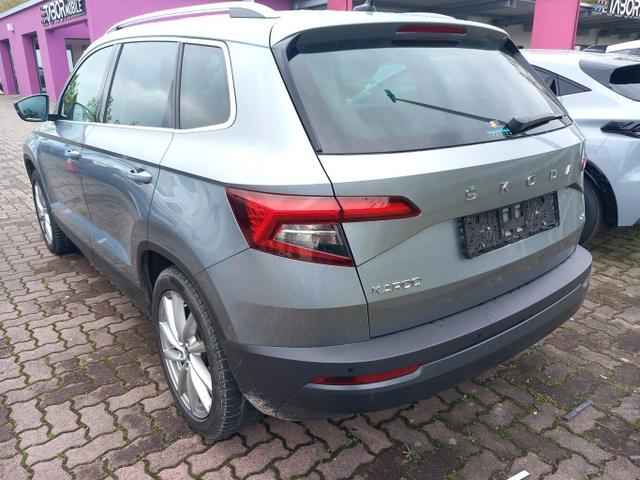 Skoda Karoq DRIVE 125 2.0 TDI 150 DSG 4x4 LED AHK ACC 