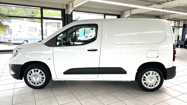 Opel Combo Cargo KLIMA+SHZ+EPH VO/HI+TEMPOMAT 