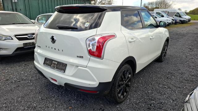 Ssangyong Tivoli Black & White 1.6 e-XGi 128 Nav PDC Temp 