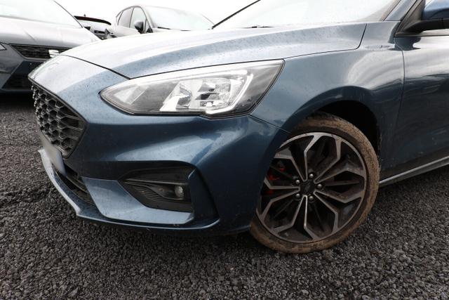 Ford Focus Turnier ST-Line X 1.5 Ecoboost 150 Aut LED Nav 18Z 
