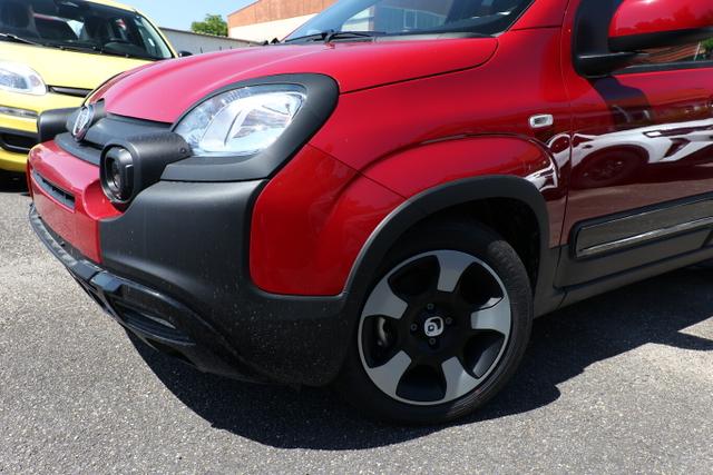Fiat Panda Cross 5S PDC CarP/AndroidA PrivG 15Z NSW 