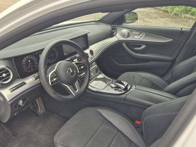 Mercedes-Benz E-Klasse AMG Line E 300 de T Multibeam Distronic Widescr. 