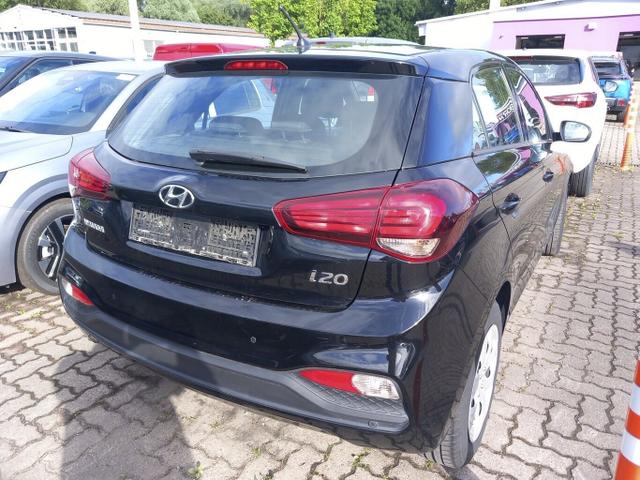 Hyundai i20 Trend 1.2 84 PDC Temp LaneAs Klima 