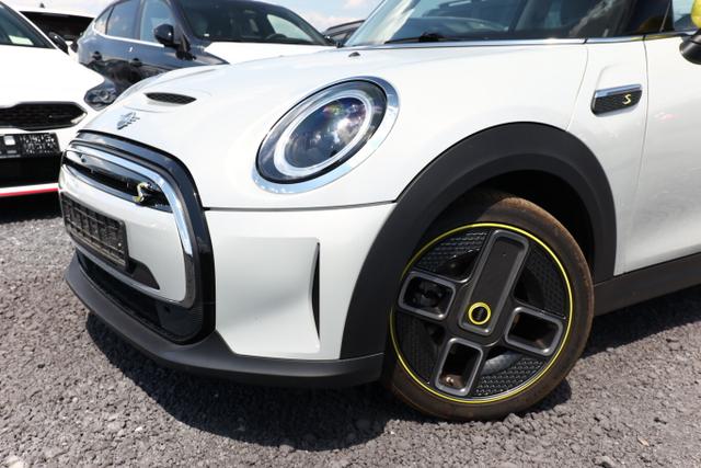 MINI Cooper Classic Trim SE LED DCC Nav LM17Z Klima 