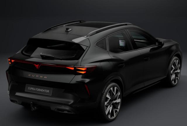 Cupra Formentor DSG 4Drive Pano Matrix Nav IntelD AHK 