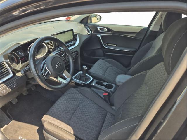 Kia Ceed Vision 1.4 TGDI 140 Nav AHK KomfortP PDC 