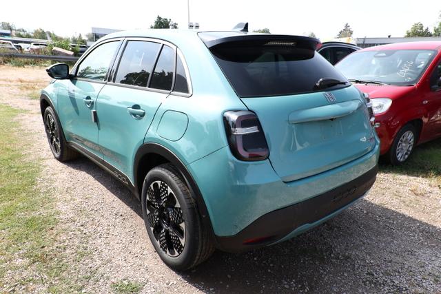 Fiat 600 La Prima Hybrid SHZ eHK ACC Nav Kam 360&deg;PDC 