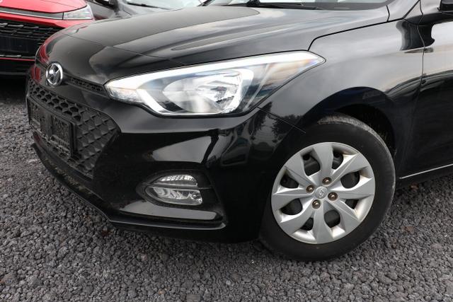 Hyundai i20 Trend 1.2 84 PDC Temp LaneAs Klima 
