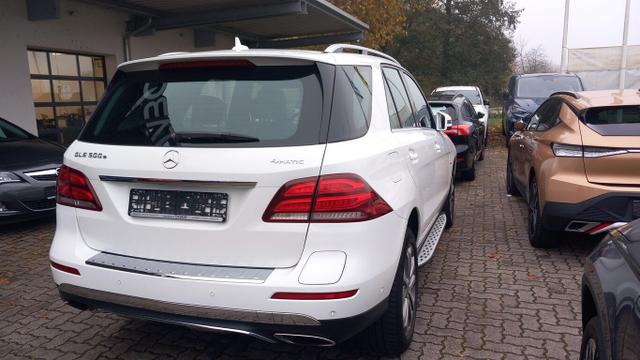 Mercedes-Benz GLE SUV 500 e 4Matic 360&deg; Kam PanoD LED Distr. ParkP 