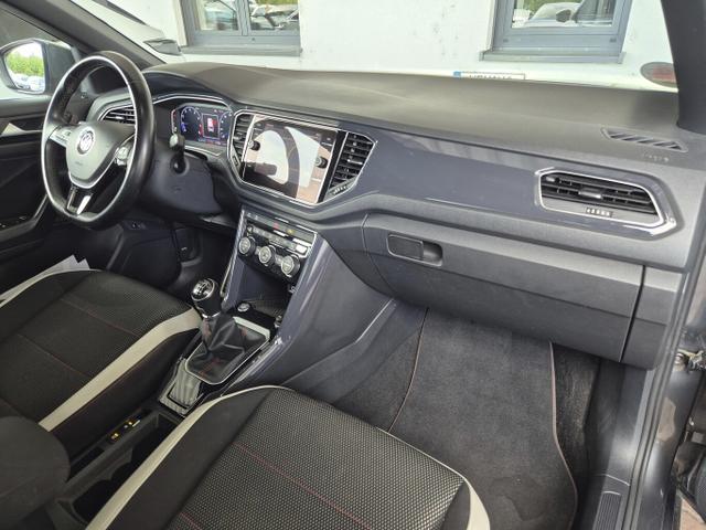 Volkswagen T-Roc Sport 1.5 TSI 150 LED Nav ACC SHZ PDC BSS 