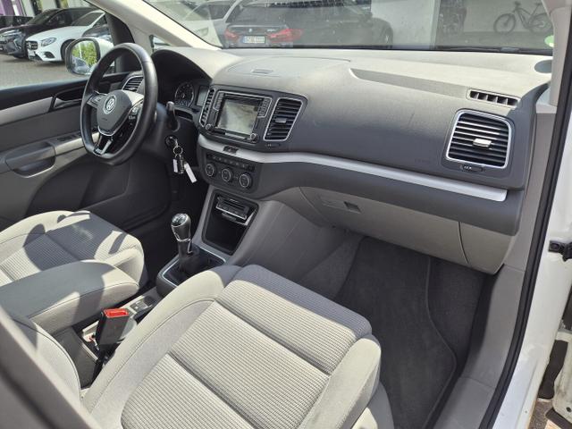 Volkswagen Sharan Comfortline 1.4 TSI 150 Nav ACC Kam SHZ 