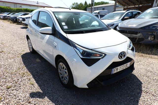 Toyota Aygo x-play 1.0 72 Aut. Kamera PDC Klimaanlage 