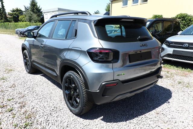 Jeep Avenger Upland MHEV 4xe SHZ ACC Kam 17Z Klimaaut 