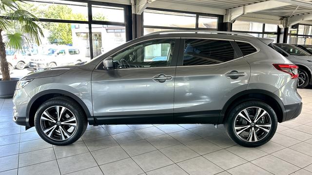 Nissan Qashqai N-Connecta PANO+360&deg;KAM+NAVI+SHZ 