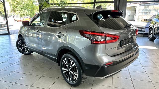 Nissan Qashqai N-Connecta PANO+360&deg;KAM+NAVI+SHZ 