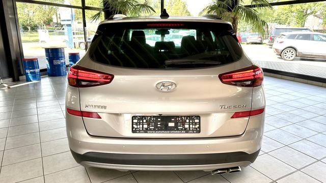 Hyundai TUCSON PANO+SHZ+RFK+EPH HI 
