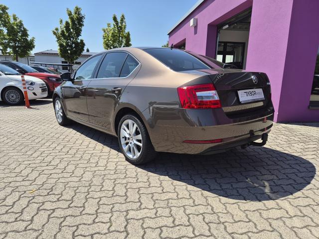 Skoda Octavia Ambition 1.0 TSI 116 DSG Nav Kessy PDC 