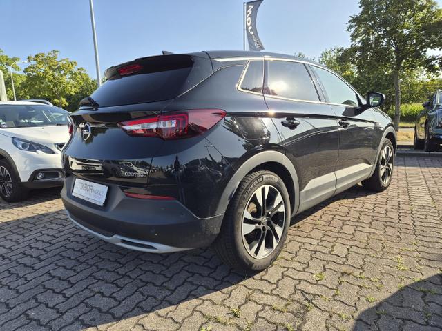 Opel Grandland X INNOVATION 1.2 Turbo 130 Nav Kam PDC 