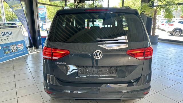 Volkswagen Touran 1.5 TSI Comfortline 7-Sitzer SHZ ACC EPH Climatronic 
