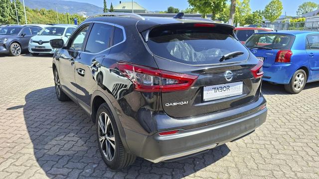 Nissan Qashqai N-Connecta 1.3 DIG-T 160 DCT Pano Nav 