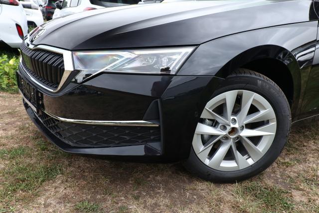 Skoda Octavia Combi Selection DSG Selec Matrix HUD Nav ACC Kessy 
