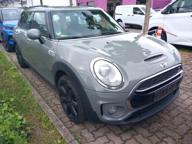 MINI Cooper S Clubman 192 ALL4 Pano Nav LED 18Z PDC 