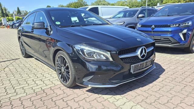 Mercedes-Benz CLA Shooting Brake Urban 200 BusinessP Kam KeyL 