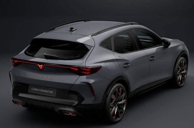 Cupra Formentor e-HYBRID 19" EdgeP Kam eHk Keyless Amb 