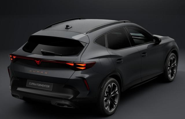 Cupra Formentor DSG EdgeP Kam eHk Keyless Ambi ACC PDC 