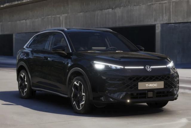 Volkswagen T-Roc R-Line IQ.Matrix Pano AHK EasyO ParkAss+ 