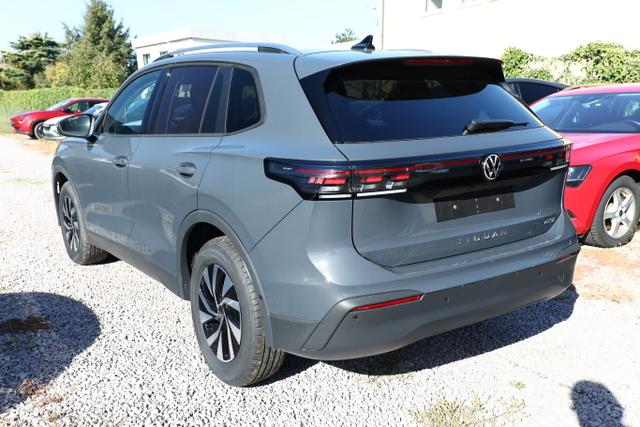 Volkswagen Tiguan DSG LED+ IQ.DRIVE SHZ 5JGar. Keyl 17Z ACC 