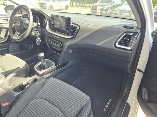 Kia Ceed Sportswagon Vision SW 1.5 T-GDI 160 PDC Kam Temp LM16Z 