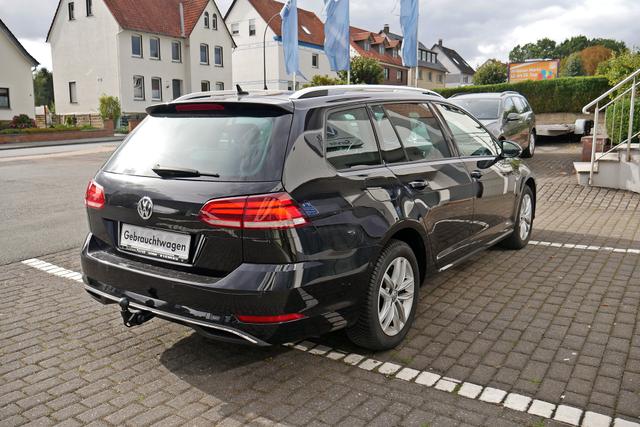 Volkswagen Golf Variant VII 1.6 TDI DSG Comfortline AHK NAVI PDC 