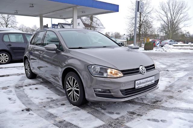 Volkswagen Golf VII 1.2 TSI Allstar AHK PDC SHZ Tempomat 