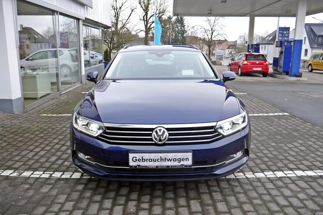 Volkswagen Passat Variant 1.6 TDI DSG MATRIX ACC HeadUp Kamera 