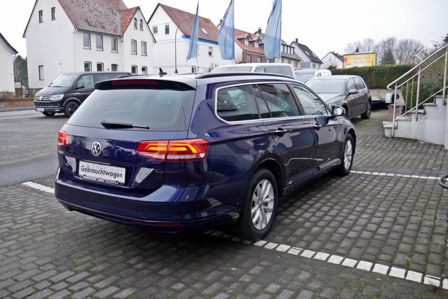 Volkswagen Passat Variant 1.6 TDI DSG MATRIX ACC HeadUp Kamera 