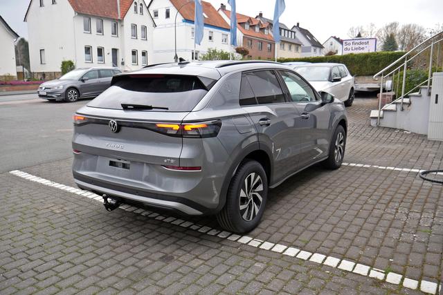 Volkswagen T-Roc 1.5 eTSI Life AHK Kamera ACC App-Connect LED 