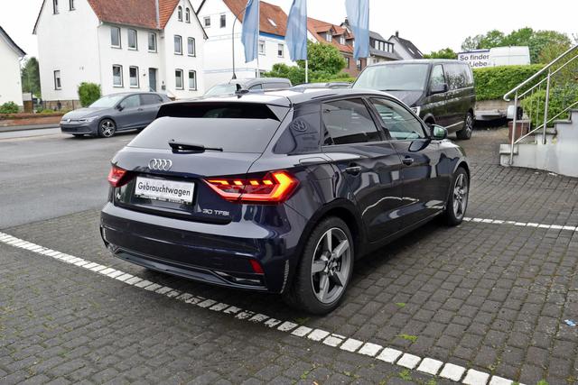 Audi A1 Sportback 30 Advanced Black-Style Navi Voll-LED 17-Zoll 