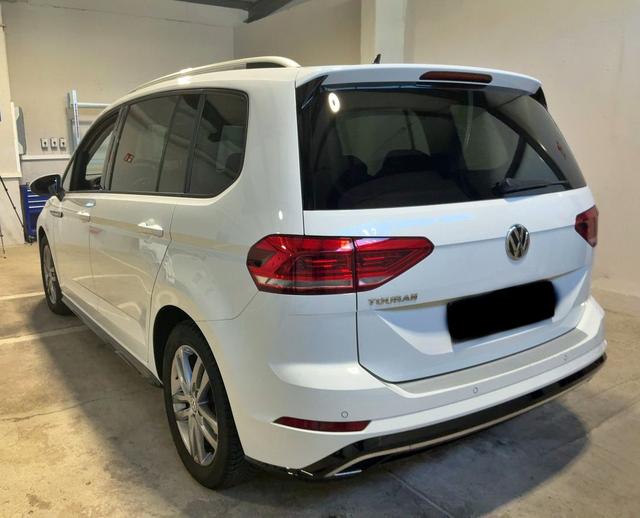 Volkswagen Touran 1.5 TSI DSG R-Line Pano Kamera Navi ACC 