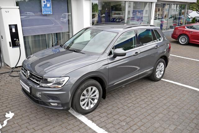 Volkswagen Tiguan 2.0 TDI Comfortline 4Motion AHK Navi 