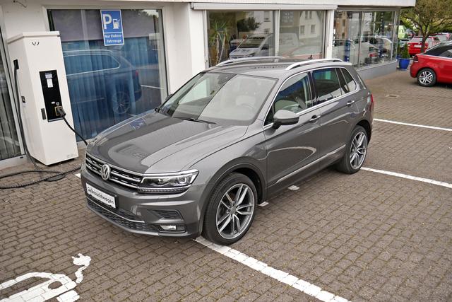 Volkswagen Tiguan 2.0 TDI Highline 4M AHK Matrix Standhzng ACC 
