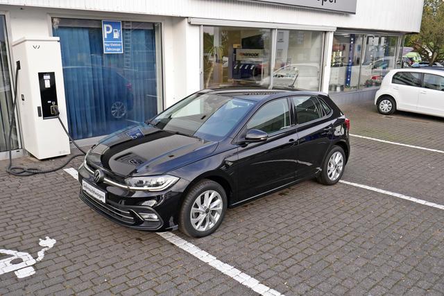 Volkswagen Polo 1.0 TSI Style DSG Matrix RFK Navi App 