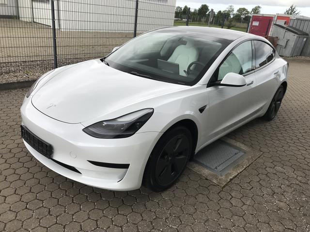 Tesla Model 3 - RWD 60 kwH
