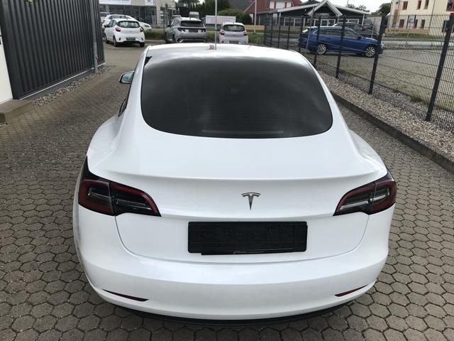 Tesla Model 3 RWD 60 kwH 