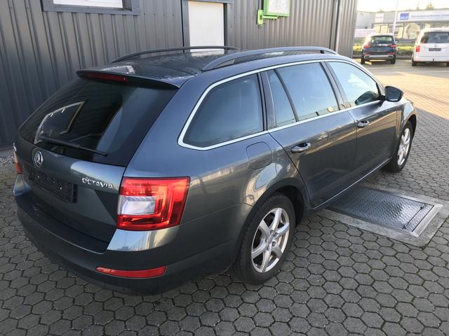 Skoda Octavia Combi 1.4 TSI Ambition Green tec / 8 fach bereift 