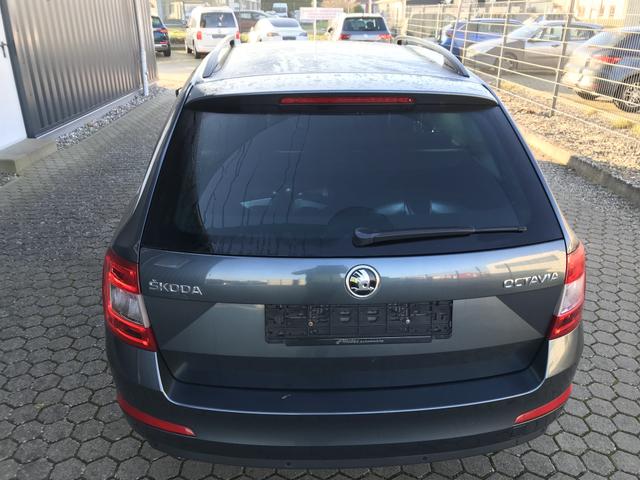 Skoda Octavia Combi 1.4 TSI Ambition Green tec / 8 fach bereift 
