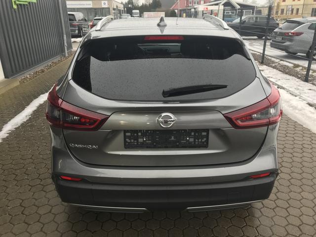 Nissan Qashqai 1.3 DIG-T 117 kW Tekna 4x2 